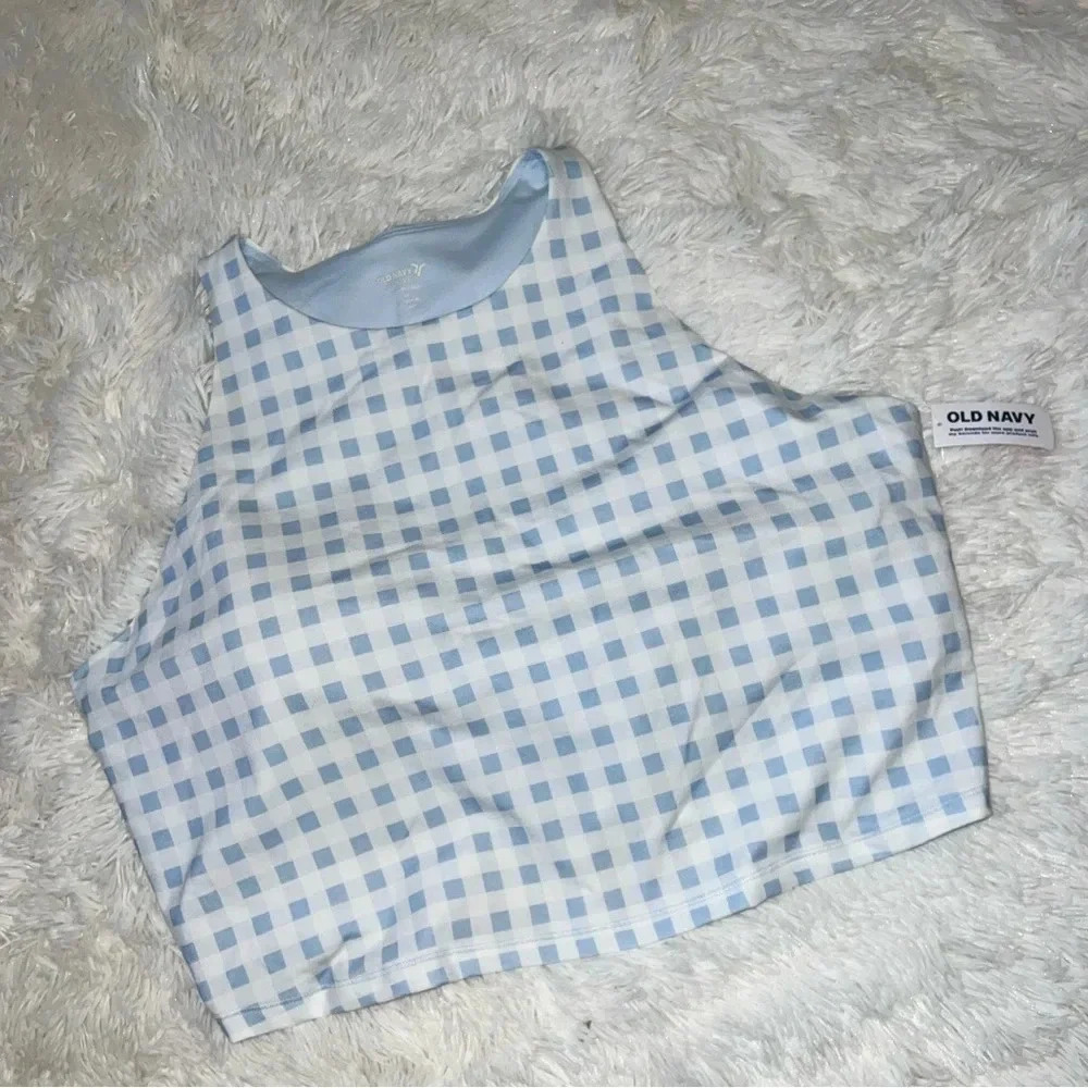 NWT Old Navy Tank with built in bra size 2xl